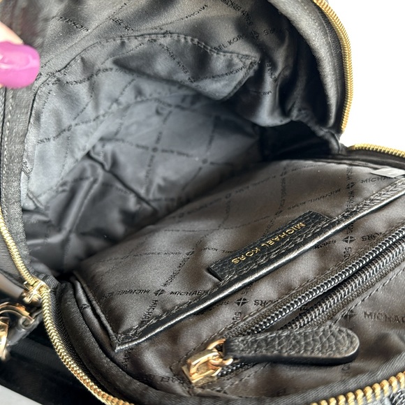 Michael Kors Erin Small Convertible Black Leather Backpack - Picture 5 of 13